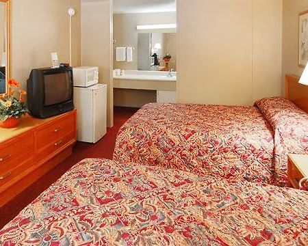 Econo Lodge University Arena Шарлотсвілл Номер фото