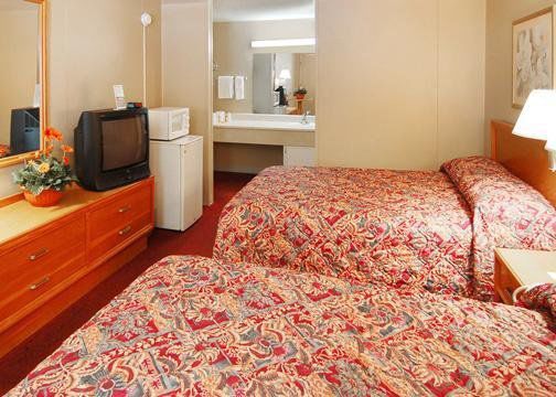 Econo Lodge University Arena Шарлотсвілл Номер фото